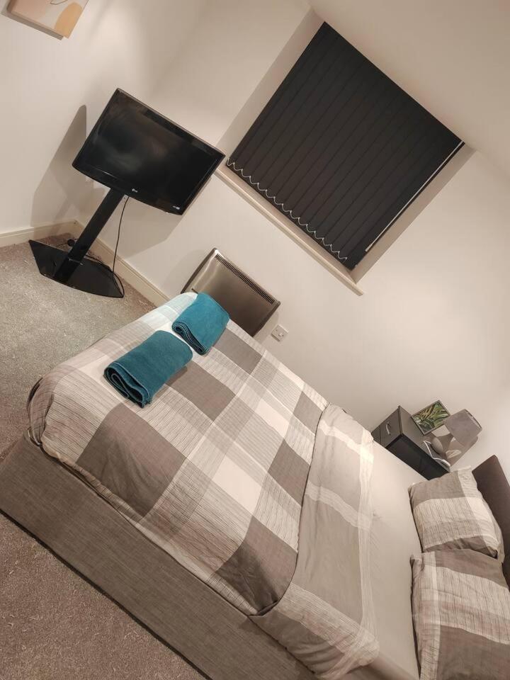 Kirkburton Lovely 1 Bedroom Apartment With Free Parking & Gym מראה חיצוני תמונה